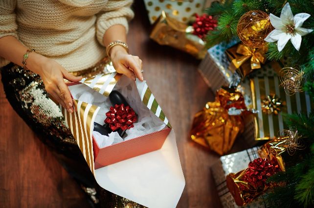 Mas de la mitad de los espanoles se plantea regalar productos de segunda mano esta Navidad