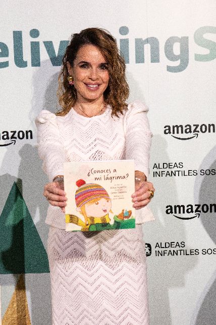 Carme Chaparro publica de la mano de Amazon su primer libro infantil, cuyos beneficios serán donados íntegramente a Aldeas Infantiles SOS